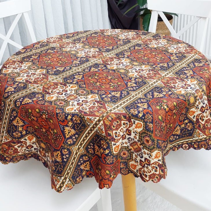 Kilim Desen Yuvarlak Masa Örtüsü 135x135cm