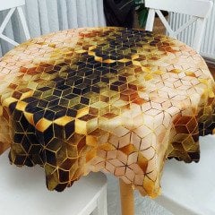 Küpler Desen Yuvarlak Masa Örtüsü 135x135cm