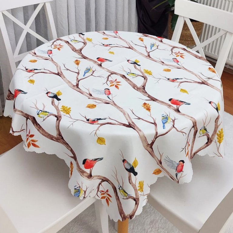 Kuşlar Desen Kare Masa Örtüsü 140x140cm