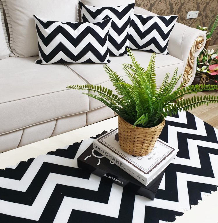 Zigzag Desen Siyah Beyaz 4 lü Kombin Set