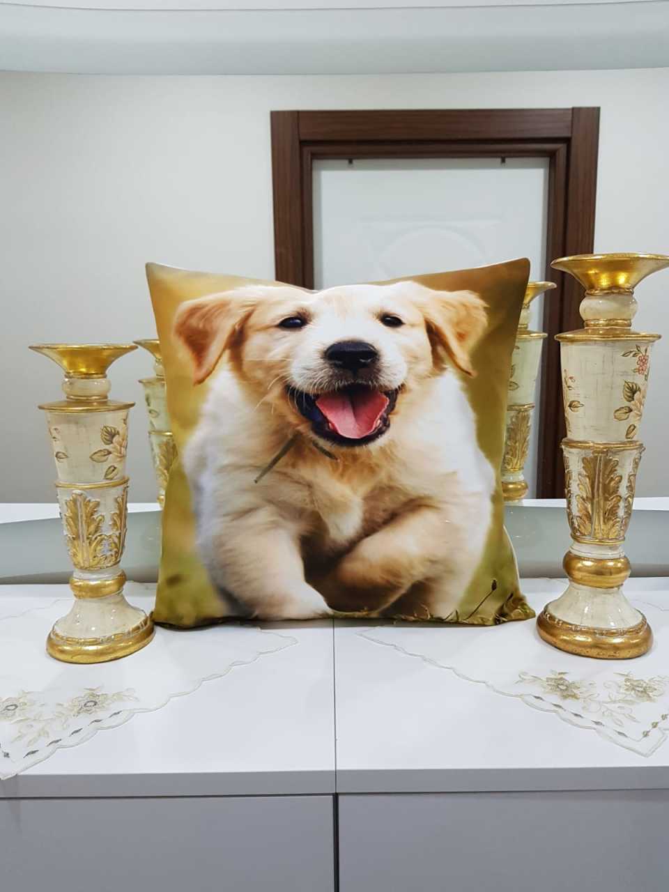 Krem & Kahverengi Köpek Figürlü Dekoratif Kırlent Kılıfı