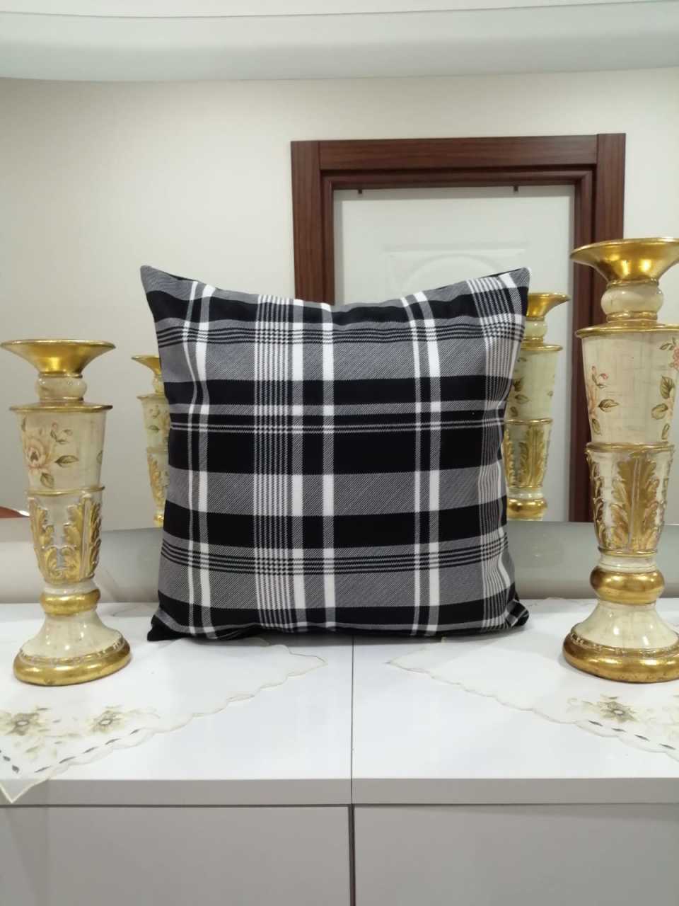 Siyah & Gri Ekose Modern Desenli Dekoratif Kırlent Kılıfı