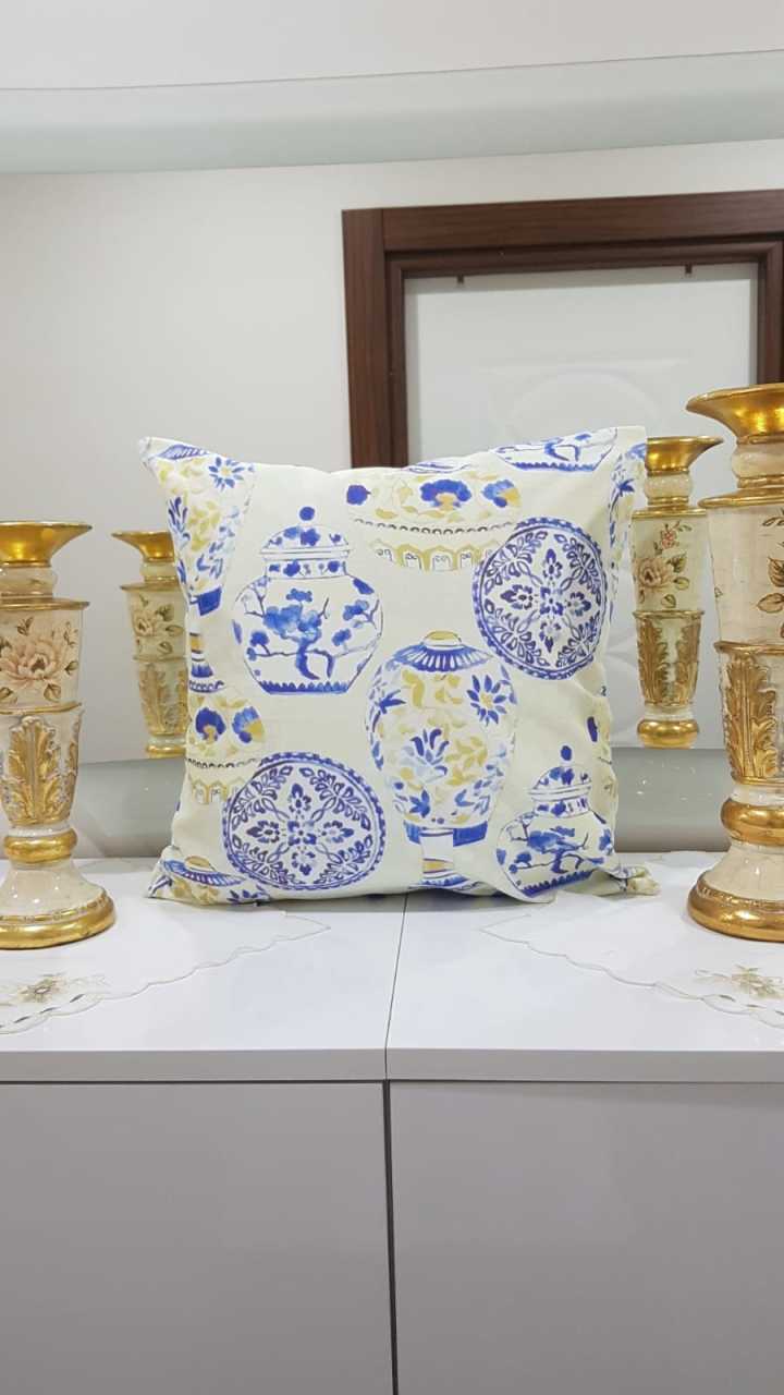 Sarı & Mavi Vazolar Çini Desenli Dekoratif Kırlent Kılıfı