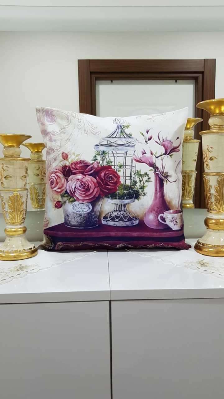 Mor & Beyaz Vazo Çiçek Desenli Dekoratif Kırlent Kılıfı