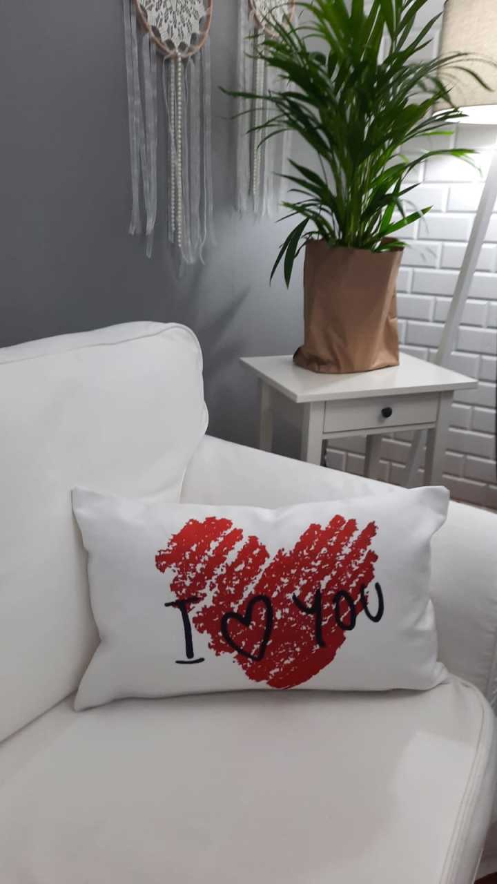 I Love You Kalp Aşk Temalı Dekoratif Kırlent Kılıfı
