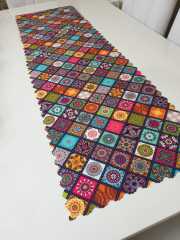 Renkli Patchwork Mandala Desenli Model Dekoratif Runner Örtü