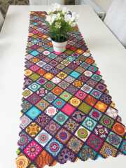 Renkli Patchwork Mandala Desenli Model Dekoratif Runner Örtü