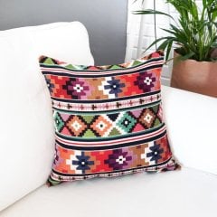 Goblen Dokuma Kırlent Kılıfı Göçebe Motifli 43x43cm