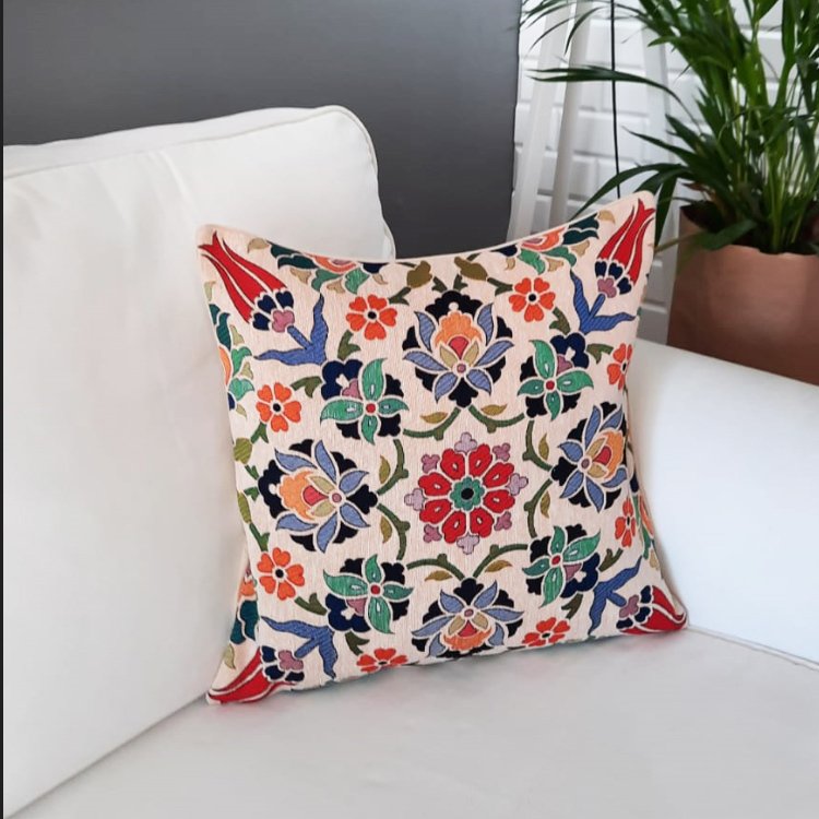 Goblen Dokuma Kırlent Kılıfı Çini Motifli 43x43cm