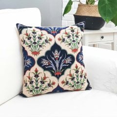 Goblen Dokuma Kırlent Kılıfı Çini Motifli 43x43cm