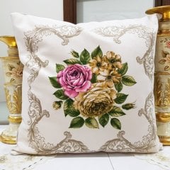 Çiçek Bahçesi Baskılı Kırlent Kılıfı 43x43cm