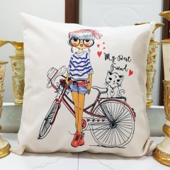 Anime Baskılı Kırlent Kılıfı 43x43cm
