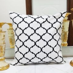Trend Desen Siyah Beyaz Baskılı Kırlent Kılıfı 43x43cm