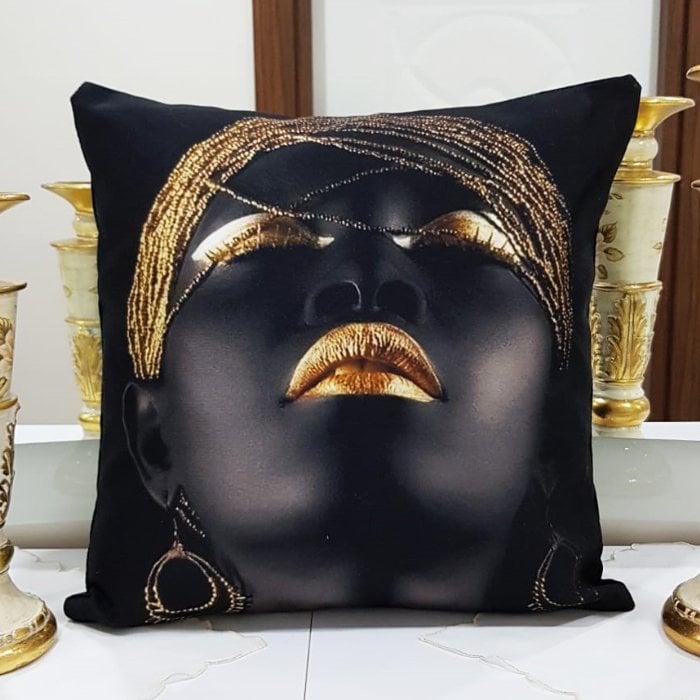 Black Face Baskılı Kırlent Kılıfı 43x43cm